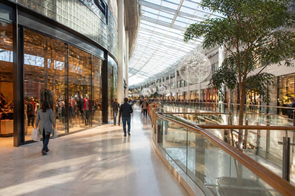 Bluewater dartford shopping guide for visitors and local shoppers